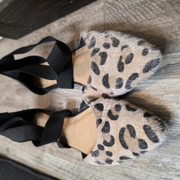Rampage Women's Leopard Print Pointed Toe Flats with Black Ankle Straps size 9 - Picture 3 of 6